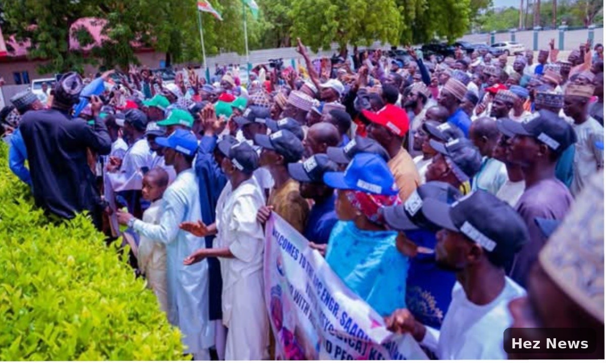 Over 10,000 Members Defect to APC in Kebbi State