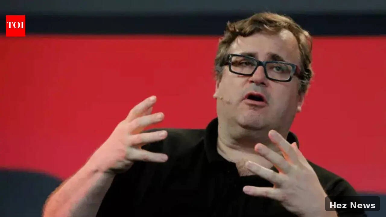Reid Hoffman on Identity Through Experimentation